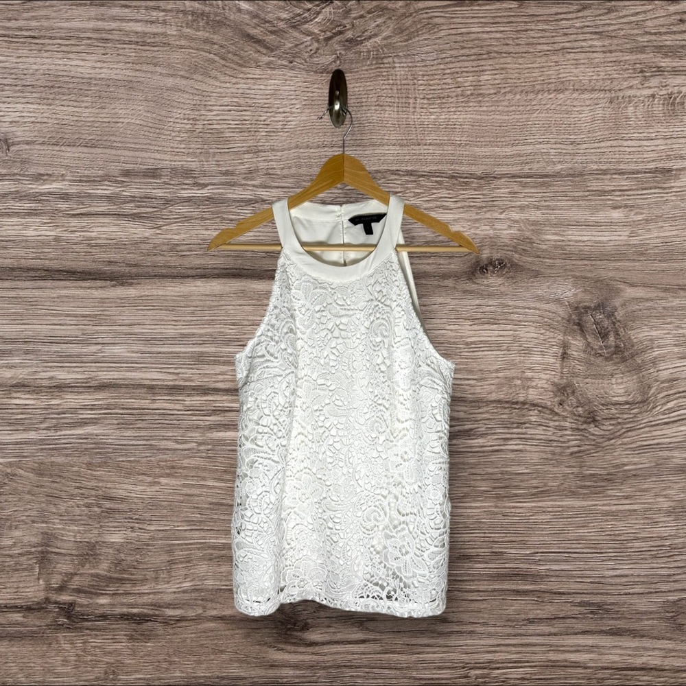 Banana Republic White Floral Crochet Mock-Neck Sleeveless Top in Small